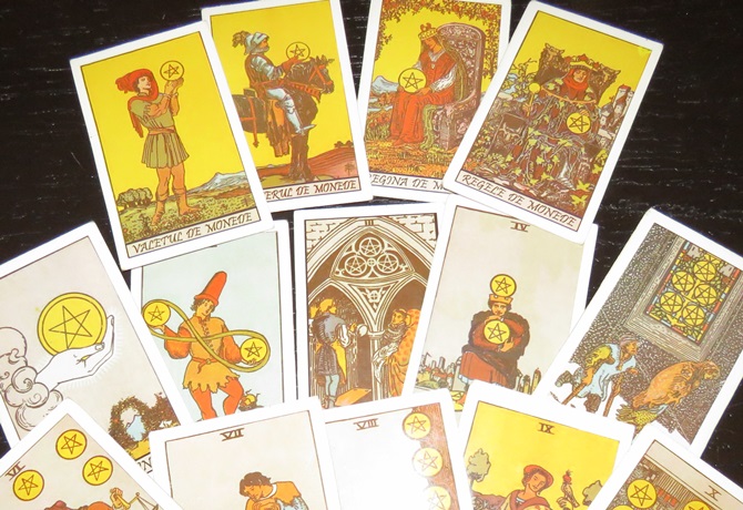 TAROT